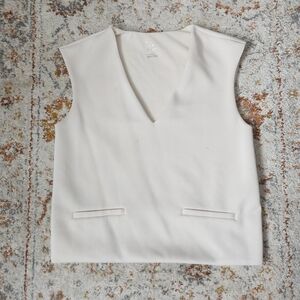 A New Day chic old money vibes white sleeveless top with pockets Size XS/S